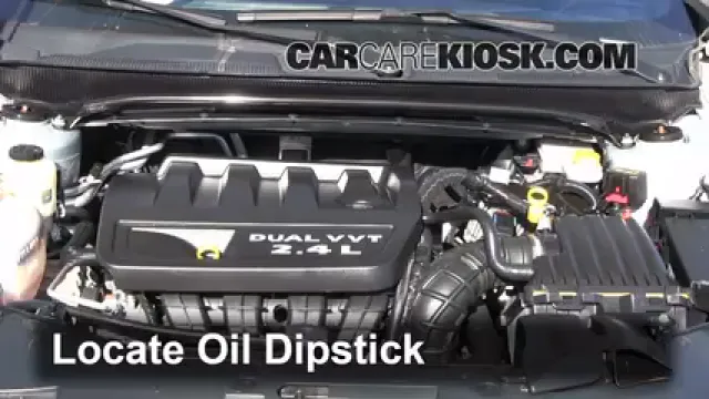 2012 Chrysler 200 LX 2.4L 4 Cyl. Sedan (4 Door) Huile Vérifier le niveau de l'huile